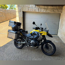 BMW R 1200 GS . Motos