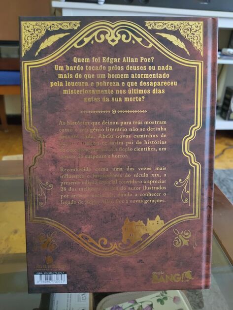 Livro “Os Melhores Contos de Edgar Allan Poe”. Livros