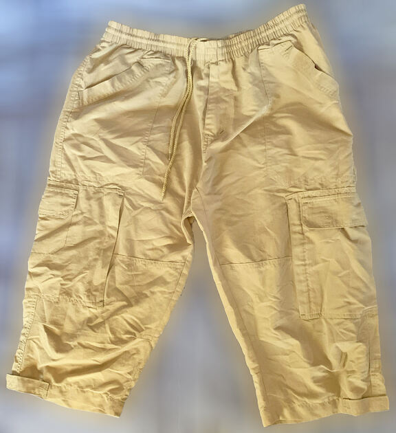 Bermudas de Adulto Unissexo Bege. Calções