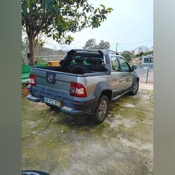 Vendo fiat strada . Carros