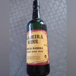 Vendo vinho da Madeira. Vinho