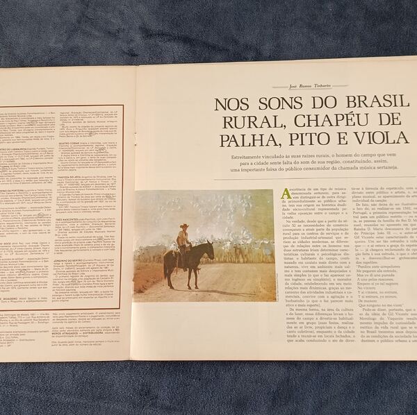 LP Música Sertaneja . Vinil, CDs