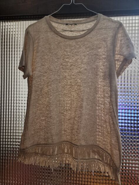 vendo blusas . Camisas e Blusas