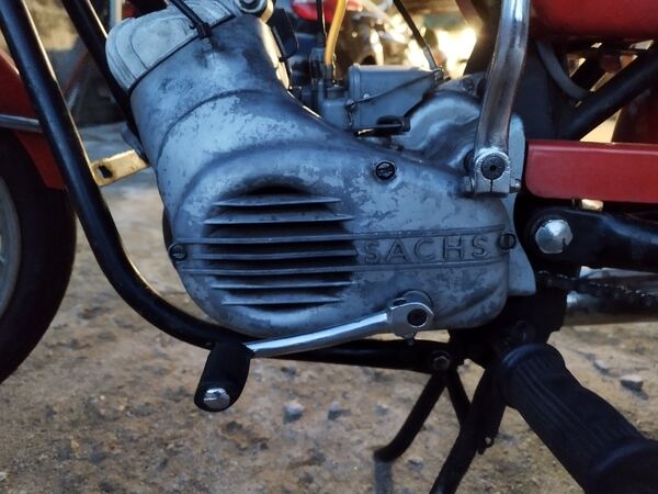 Sachs 4v turbina 1977. Motos