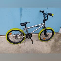 BMX roda 20 pouco uso . Bicicletas