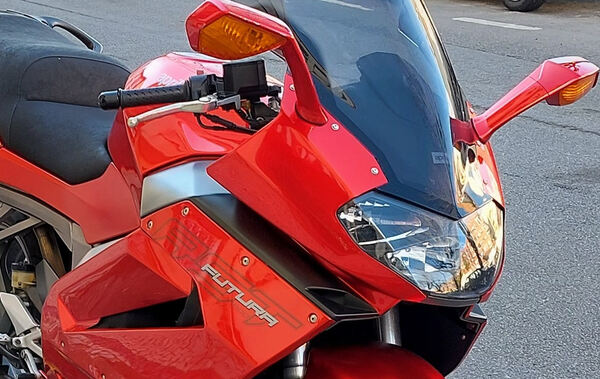 Aprilia RST 1000 Futura. Motos