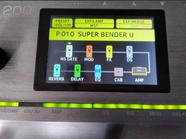 Vendo Pedaleira GE-200 Mooer. Pedais de guitarra