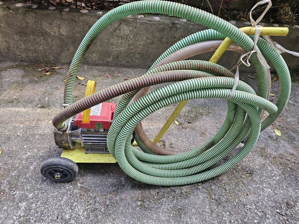 Bomba eléctrica . Outros