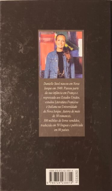 Ecos do Passado - Danielle Steel. Livros