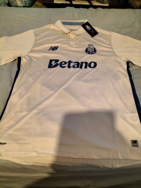 Camisolas de futebol . Camisolas futebol