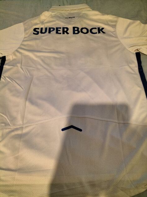 Camisolas de futebol . Camisolas futebol