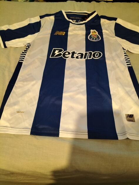 Camisolas de futebol . Camisolas futebol