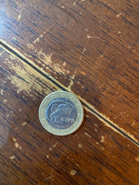 Moeda de 1€ da Grécia coruja com cunhagem S . Moedas