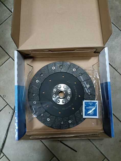 Embraiagem sachs performance. Motor e componentes