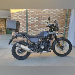 Royal Enfield Himalayan . Motos