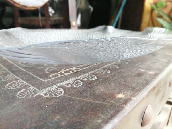 prato grande /travessa em vidro , forma de peixe. Artigos de Vidro