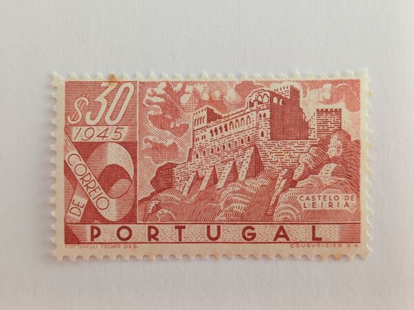 Portugal - Castelos de Portugal, 0$30, 1946. Selos