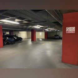 Garagem nós Olivais- Spacio. Garagens para arrendar. Olivais. 14 m2 Carro    Bom estado Porta automática Segurança