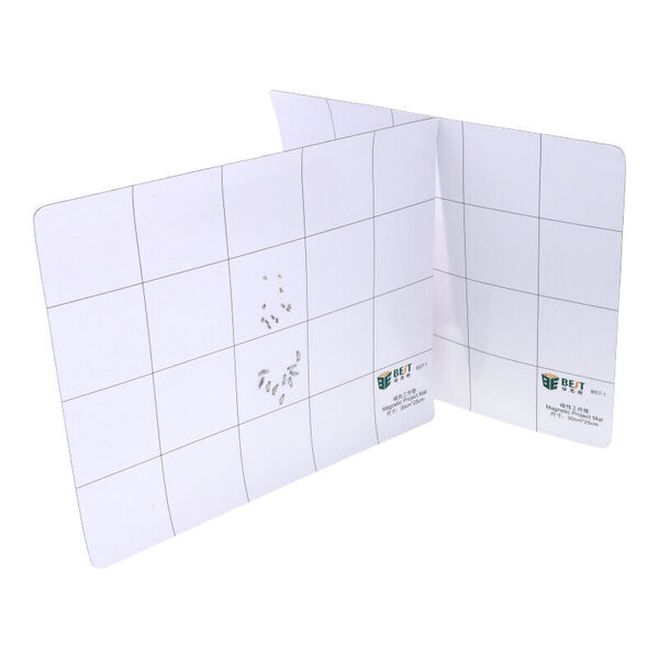 Tapete de parafusos de projeto magnético. Kit de ferramentas