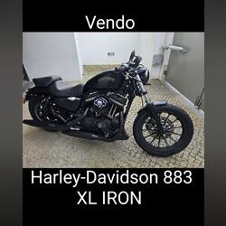 Harley-Davidson 883 XL IRON . Motos