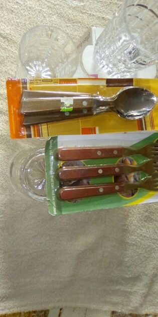 JOGO de Copos de Mesa e Whisky. Louças